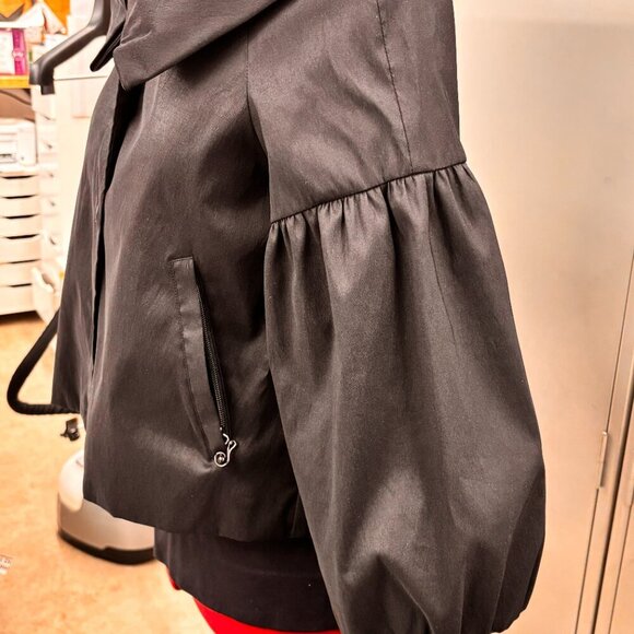 Samuel Dong Black cropped Pouf Sleeve Jacket Ruffle collar Zip/Snap Closure Sz S - Picture 4 of 14